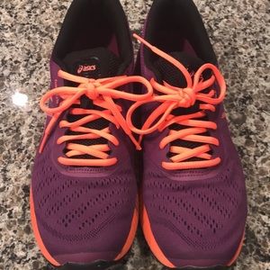 Women’s Asics Running Shoes